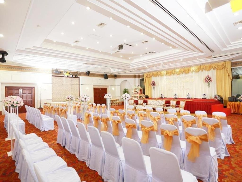 Lee Gardens Hotel Hatjaj Kültér fotó